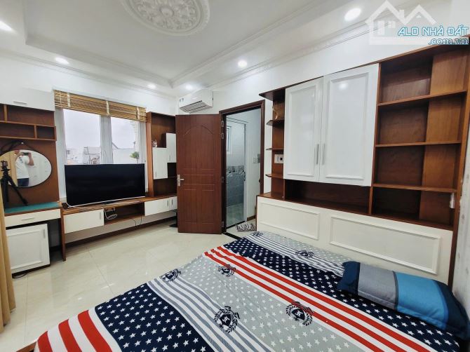 CHẬM LÀ MẤT! Bán Nhà Đẹp 3 Tầng Xe Hơi Thông Cao Thắng, 30m2, 5.6 Tỷ - 1