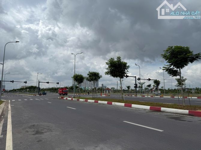 LÔ ĐẤT FULL THỔ 100M2 SÁT MẶT TIỀN PHAN VĂN HỚN, PHƯỜNG TÂN THỚI NHẤT Q12, NHỈNH 6 TỶ TL - 1