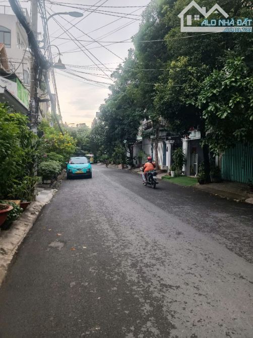 CHỦ CẦN BÁN GẤP VỀ QUÊ-NHÀ VỊ TRÍ ĐẸP-4Mx18M-TRỆT+2LẦU-TRỤC ĐƯỜNG NGUYỄN OANH P17 GÒ VẤP - 1