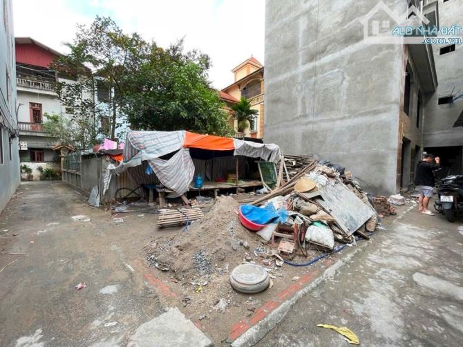 🔥 NHÀ MỚI 🏠 BÁN NHÀ TRÂU QUỲ - GIA LÂM – TRUNG TÂM – Ô TÔ ĐỖ CỔNG – 30M² – 💸 5.7 TỶ  📌 - 1
