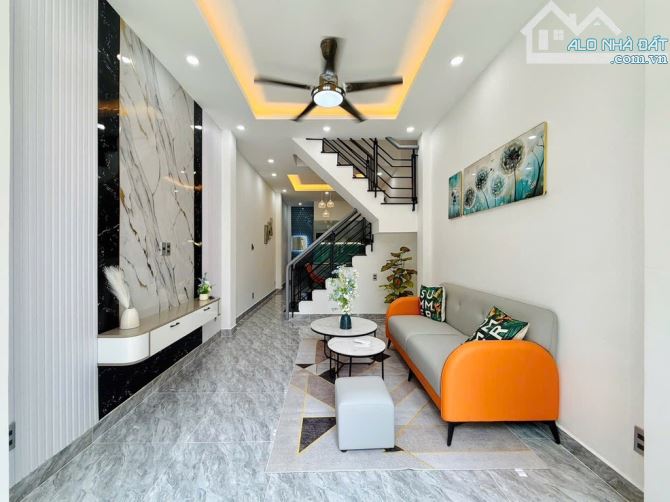 Bán nhà Nguyễn Tư Giản, Phường 12, Gò Vấp, TpHCM, 3.2 x 11m, hẻm ô tô, giá 4.65 Tỷ - 1
