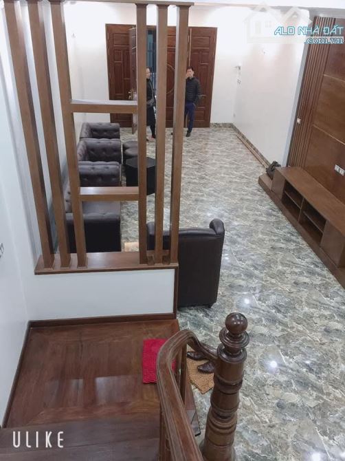 🏠 Khu vực Xuân La, Xuân Đỉnh , 33m2 nhỉnh 8 tỷ, dân xây, ô tô đỗ , sát phố, lô góc - 1