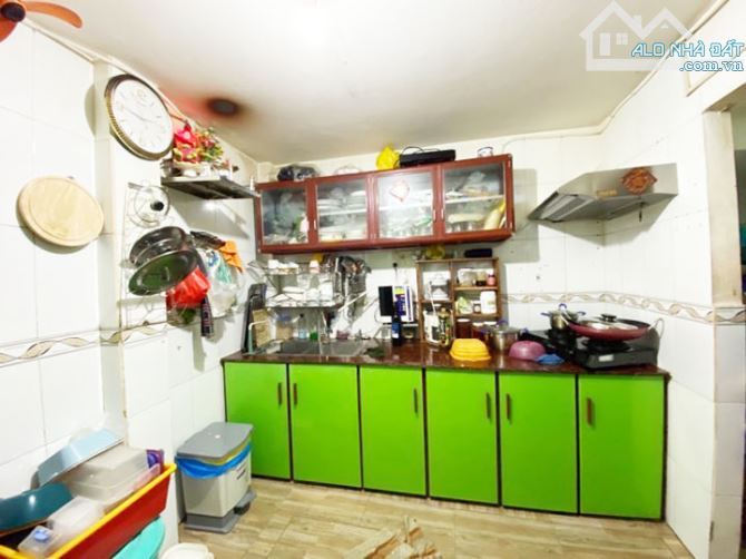 Nhà 3 tầng, Bùi Thế Mỹ, Tân Bình, 4.5x15m, 77m2, chỉ 8.x tỷ TL - 1