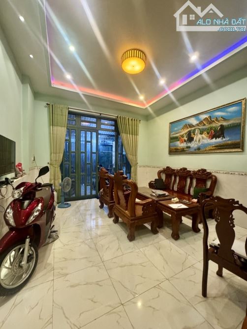 💥NHÀ 2 TẦNG  95M2  - HẼM OTO 8M VÀO NHÀ- -NGANG 4M5 NỞ HẬU - KDC DÂN TRÍ   👉TX 38 ■  95M - 1