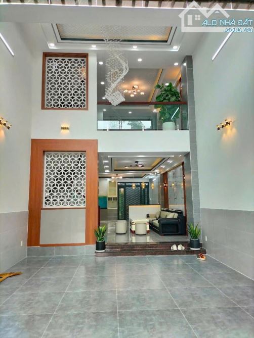 BÁN NHÀ 1 TRỆT 1 LỬNG 2 LẦU – HẺM 7M – ĐƯỜNG NGUYỄN VĂN TẠO – NHÀ BÈ – 5x17 – GIÁ 7,9 TỶ - 1
