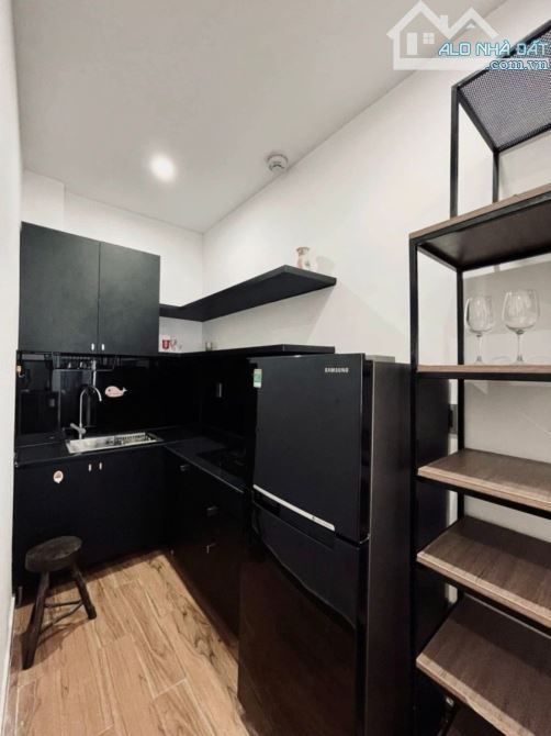 Bán nhà Hoàng Hoa Thám, Phú Nhuận, 75m2, 5 tầng, 5PN, sổ đỏ, giá 10.5 tỷ. - 1