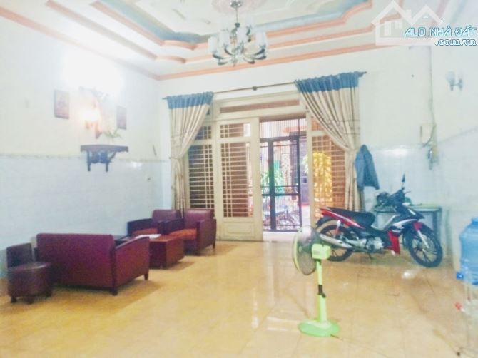 Bán Nhà Tân Thới Hiệp Q12 - 100 M2 (5,7 x 18m ) - 4Tầng  -  Chỉ 5,95 Tỷ. - 1