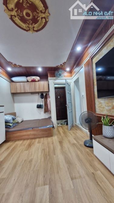 Bán tập thể In bản đồ - Phố Nguyên Hồng, sử dụng 70m2 giá 3.4 tỷ (có thương lượng) - 1