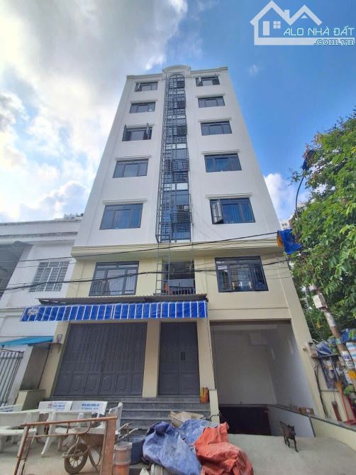 Siêu phẩm CHDV cao cấp 8 tầng có Hầm - Thang máy. 250m2, ngang 10m, dòng tiền 140tr/tháng - 1