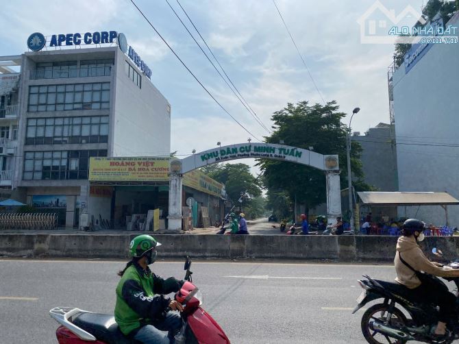 Bán đất dự án Hoàng Anh Minh Tuấn đường Đỗ Xuân Hợp Quận 9 cũ nền E24 (250m²) 105 tr/m² - 1