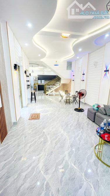 Biệt Thự Sân Vườn 1 Lầu 8x20m Đường Trung Mỹ Tân Xuân Hóc Môn Giá 6.5 Tỷ Full Nội Thất - 12