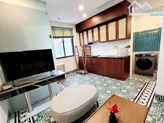 BÁN KHÁCH SẠN GIANG VĂN MINH 290m2 - 9T THANG MÁY - MT 16m - 320 TỶ - DÒNG TIỀN KHỦNG - 14