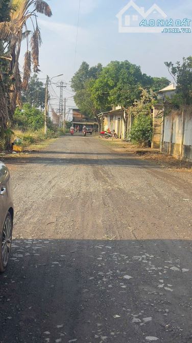 BÁN ĐẤT SIÊU DÀI HẺM NGUYỄN THỊ ĐỊNH - CẠNH CÂY XĂNG PHƯỜNG THÀNH NHẤT !!! - 2