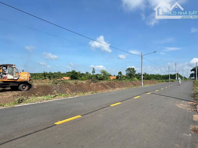 Bán đất F0 Đường nhựa tim vàng ngay QL55 sát bên khu nhà vườn xã Láng Dài , Long Đất - 2