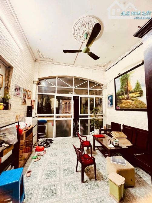 BÁN GẤP NHÀ 4T NGÕ Ô TÔ TRÁNH KINH DOANH PHỐ PHẠM VĂN ĐỒNG TỪ LIÊM DT 50M2 MT 5M 12 TỶ - 2