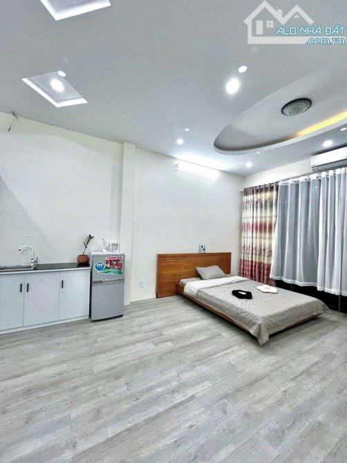 CHDV NƠ TRANG LONG - P.12 -7 PHÒNG - DT 60TR- 3 TÂNG - NỞ HẬU - PL CHUẨN -8.X - 2