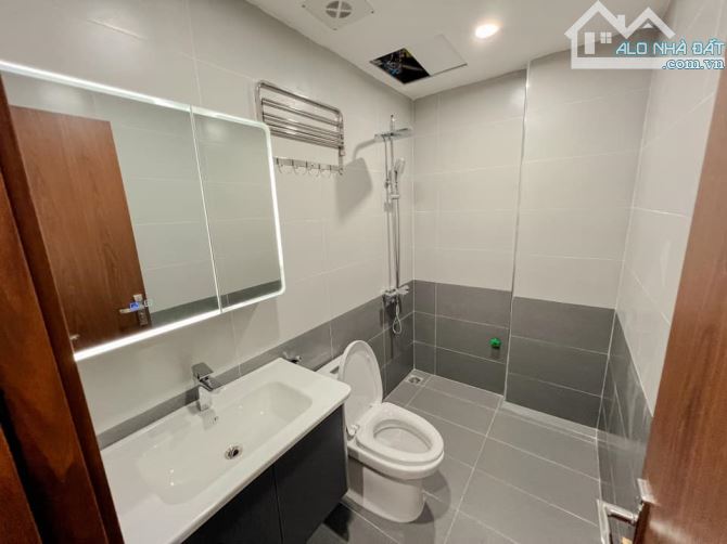 Cực đẹp! Bán nhà riêng Trung Kính, phân lô, ô tô tránh, ngõ thông, thang máy, 88m2*7T