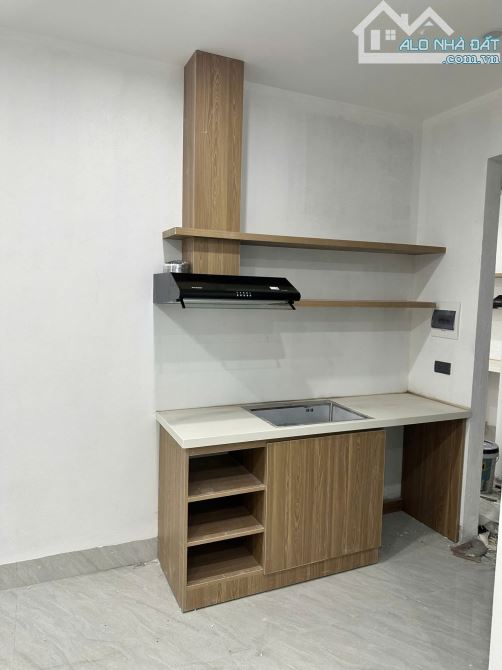 Thổ Quan ,diện tích 115m .  7tầng thang máy . MT 4.4m .Giá 32 tỷ Đống Đa - 2