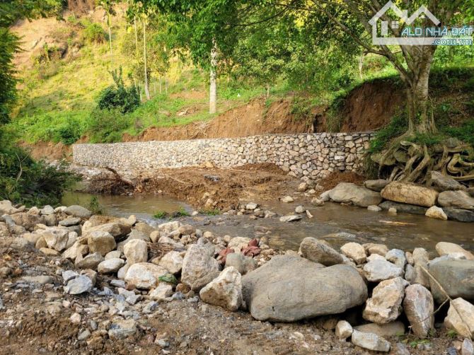 Gần 7000m2 đất nghỉ dưỡng view cao, có suối, có ao sát khu CN Quang Tiến, giá nhỉnh 2tr/m2 - 2