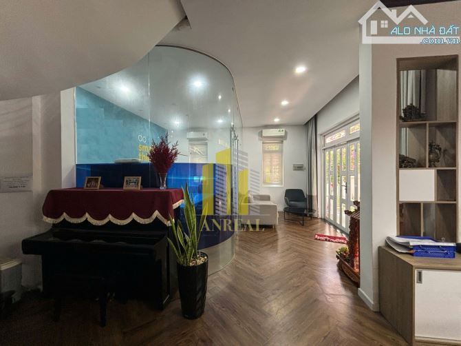 Cho thuê biệt thự căn góc đầy đủ nội thất 60 triệu - đường Trần Não - 2