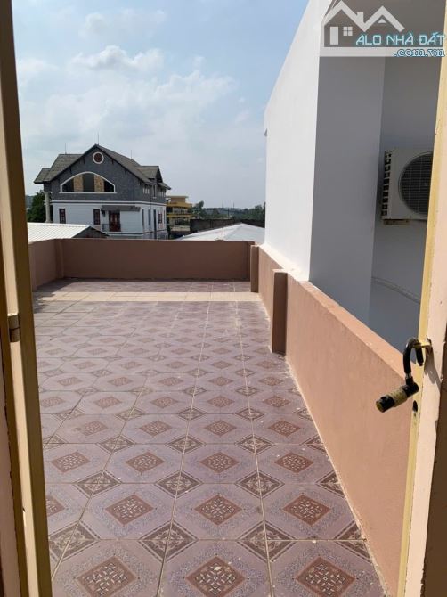 BÁN NHÀ 3 TẦNG , 142M2,  VỊ TRÍ ĐẮC ĐỊA ,  NGAY QUỐC LỘ 1K, LINH XUÂN, CHỈ 8 TỶ. - 2