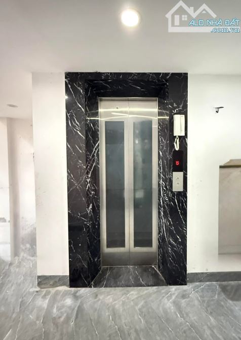 Bán nhà Kim Mã - 2 mặt ngõ trước sau - OTO TRÁNH - 75M2, 6T THANG MÁY, MT 6,1M - 26 tỷ 5 - 2