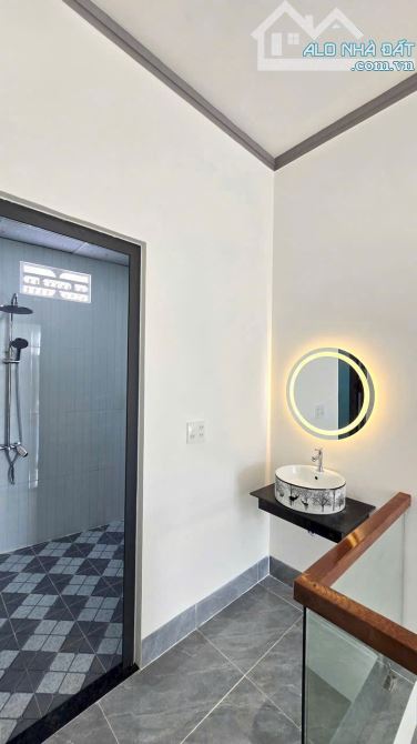 Bán nhà đẹp 1T1L, SHR thổ cư, cách Nguyễn Tri Phương 100m, gần chợ, trường học (P.Bửu Hoà) - 2