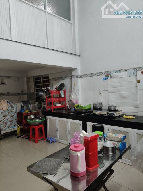 Bán nhà ở Trung Chánh gần Nguyễn Ảnh Thủ, Hóc Môn. 98m2 giá hơn 4 tỷ. - 2