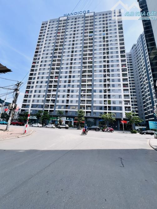 BÁN NHÀ TRÂU QUỲ GIA LÂM-PHỐ THÀNH TRUNG-NGÕ CỰC NÔNG-Ô TÔ VÀO-73M2-10 TỶ - 2
