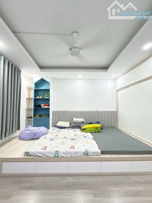 SÁT CHỢ BÌNH THÀNH, BÌNH TÂN GIÁP TÂN PHÚ, 3 TẦNG, 4 x 16, CHỈ 4.Xty [479] - 2