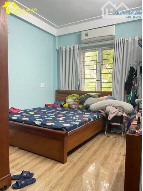 Hiếm có – Nhà đẹp Thạch Bàn 43m2 – 6.9 tỷ - Ô tô qua nhà – Nhà dân xây – Gần hồ - 2