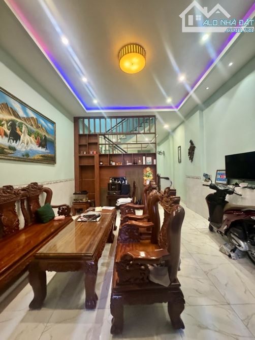 💥NHÀ 2 TẦNG  95M2  - HẼM OTO 8M VÀO NHÀ- -NGANG 4M5 NỞ HẬU - KDC DÂN TRÍ   👉TX 38 ■  95M - 2