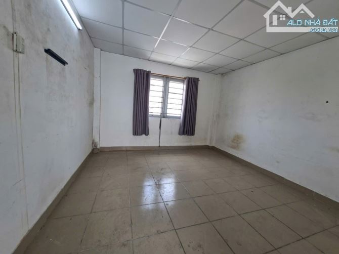Bán nhà cực hiếm! Cách mặt tiền chỉ 1 căn –DT 60m2.hẻm ô tô Tân Hòa Đông, Q.6.Giá tốt - 2