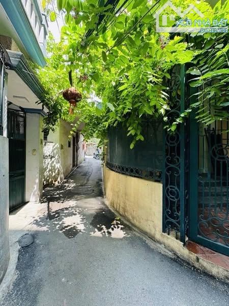 BÁN NHÀ PHỐ TRÍCH SÀI, sát phố, ngõ thông, 3 thoáng vĩnh viễn, 92m2, 21 tỷ - 2