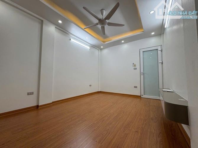 NHÀ MỚI HIẾM ĐẸP KIM MÃ THƯỢNG ĐỘI CẤN 9TỶ 35M 6T NGÕ THÔNG BA GÁC PHI - 2