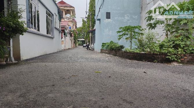 ĐẤT PHÂN LÔ, LÔ GÓC 2 MẶT THOÁNG, CỰC HIẾM Ô TÔ ĐỖ CỬA, NGÕ THÔNG TỨ TUNG. - 2