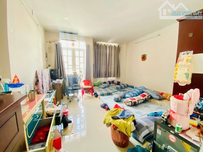 🏘🔥TRUNG TÂM TÂN PHÚ - 4 TẦNG BTCT - HẺM XE TẢI - GẦN 60M2 - 4.4x13M - CHỈ 7.7TỶ. - 2