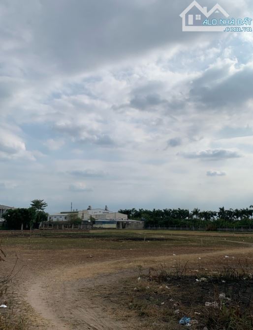 Bán lô đất 9,310m2, mặt tiền đường Nguyễn Thị Đành, Hóc Môn, giá 57,5 tỷ thương lượng - 2