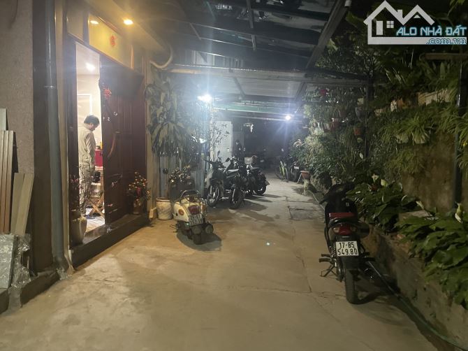 Bán nhà Nhật Tảo Bắc Từ Liêm, 39m2, 3 tầng, giá 6.1 tỷ