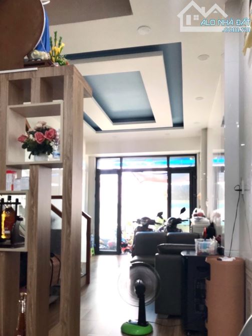 Bán nhà Nguyễn Phúc Chu, Phường 15, Tân Bình, TpHCM, 47m, 3 Tầng, 6.1 Tỷ - 2