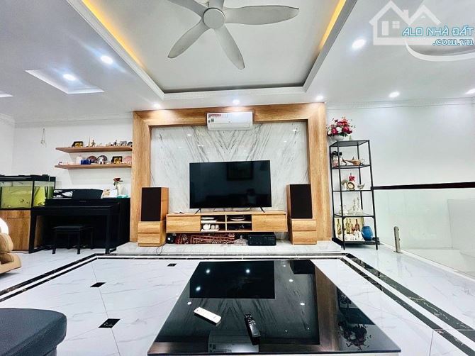 BÁN GẤP NHÀ KIẾN HƯNG- HÀ ĐÔNG🔥40m² x 5 tầng- CHỈ CÓ 7,68 TỶ🔥2 MẶT NGÕ💎 VIEW HỒ - 2
