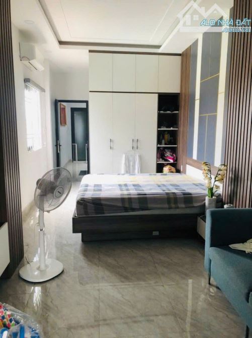 Nhà phố mặt tiền kinh doanh sầm uất Nguyễn An Ninh gần khu hành chính và chợ Dĩ An 1. - 3