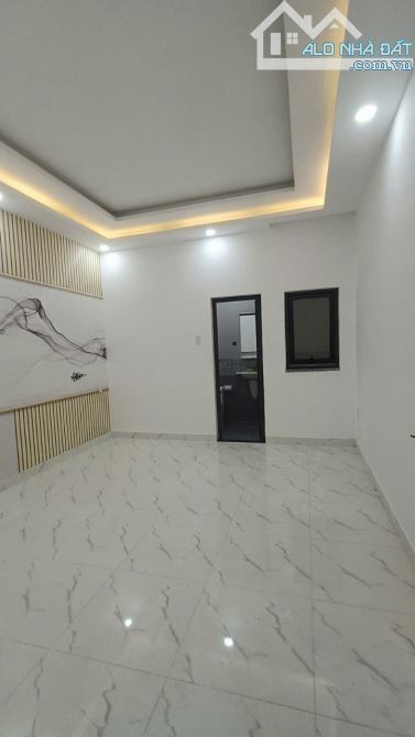 Bán Nhà đẹp –DT 64m2.HXH  – Vali vào ở ngay – không lộ giới.-Chỉ nhỉnh 6 tỷ - 1