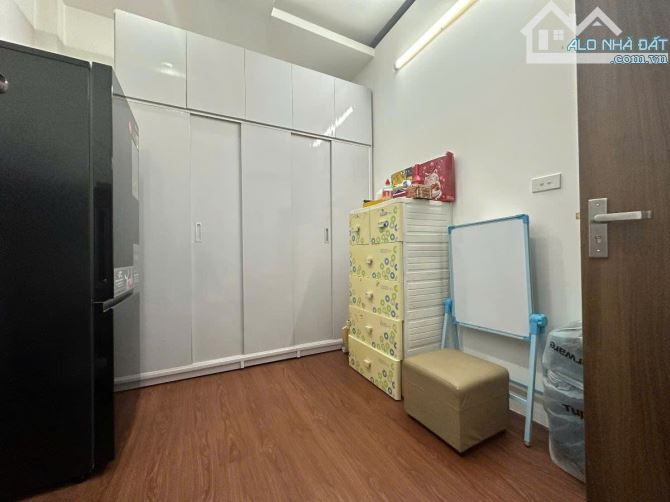 BÁN CHUNG CƯ MI NI TẠI TRẦN CUNG - 3 NGỦ - 60M2 - 2,6 TỶ - 3