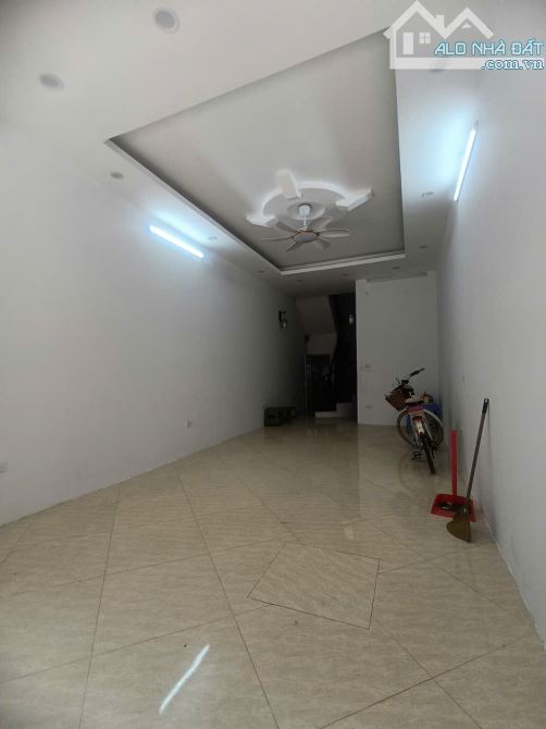 KIM ĐỒNG, HOÀNG MAI, 48 M2 , 5 TẦNG, MẶT TIỀN 4,2 M, GIÁ NHỈNH 17 TỶ, - 3