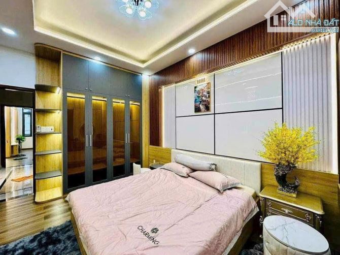 Bán Biệt Thự nội khu Trường Sơn, Cư Xá Bắc Hải, P.15, Q.10. DT: 7.5x20m Hầm 5 Tầng ! - 3