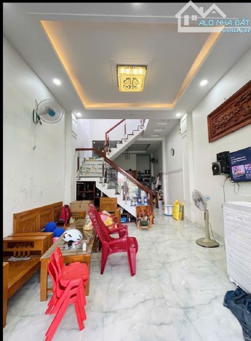 ĐƯỜNG ÔTÔ QUẬN 12,ĐỐI DIỆN CÔNG VIÊN, LẦU TRỆT 2PN, 2WC NHỈNH 4 TỶ - 3