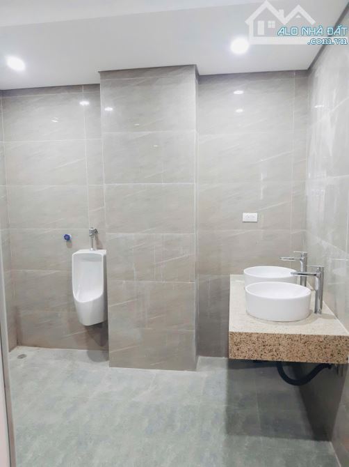 Mặt phố Hoàng Gia Hoàng Cầu Đống Đa 210m2 x 11 Tầng mt 6.5m - 3