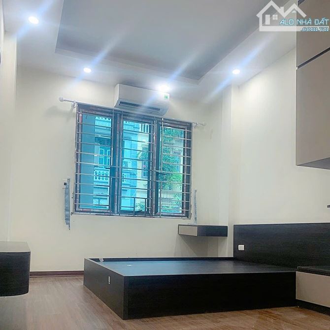 BÁN NHÀ KIM GIANG, NGÕ RỘNG THOÁNG, BA GÁC ĐỖ CỬA, NHÀ MỚI Ở NGAY, GẦN NGÃ TƯ SỞ - 3