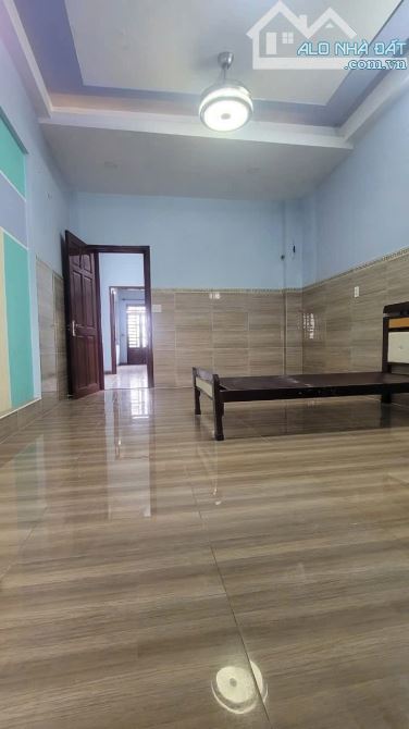 RẤT HIẾM-RỘNG ĐẸP GIÁ CỰC TỐT-BÁN NHÀ 4×27-4TẦNG-HXH HUỲNH THỊ HAI Q.12-CAM KẾT THẬT-5.2 T - 3